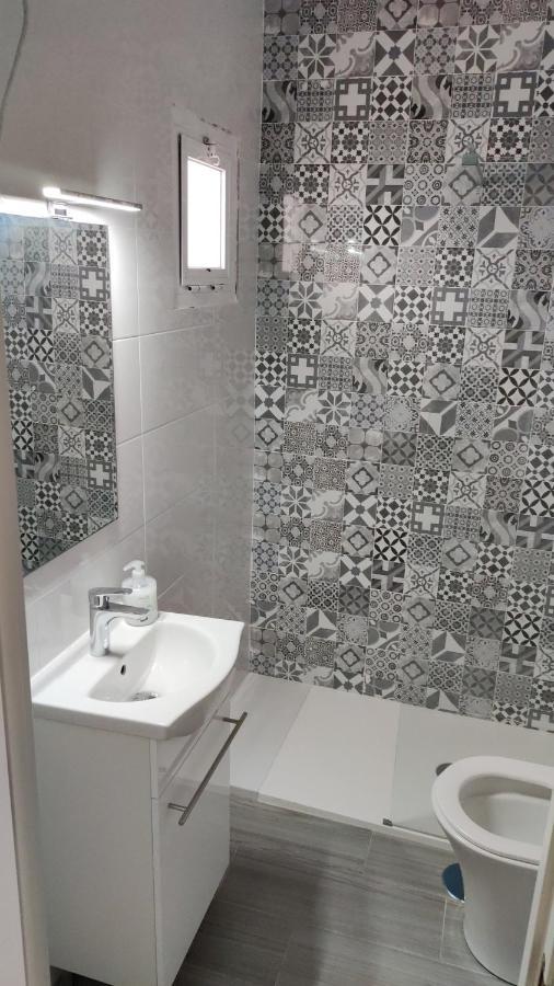 Saltillo Alto Gray Studio. Vistas Al Mar Y Piscina Torremolinos Exteriör bild