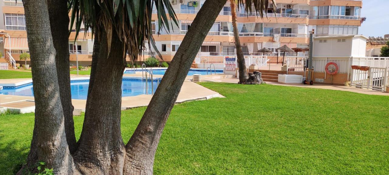 Saltillo Alto Gray Studio. Vistas Al Mar Y Piscina Torremolinos Exteriör bild